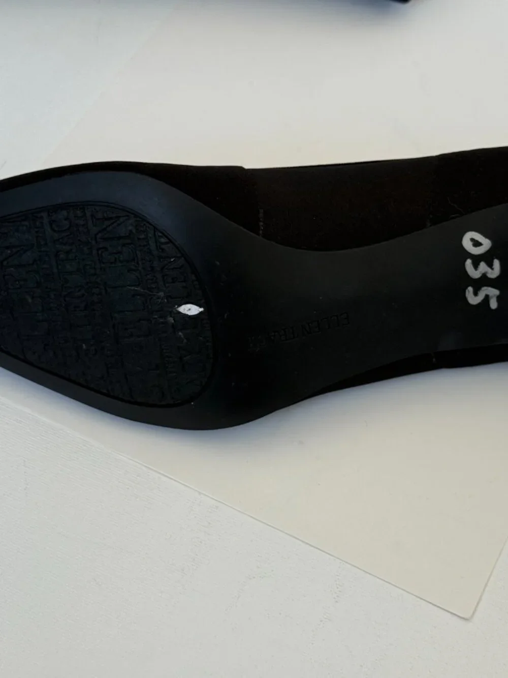 Ellen Tracy Classic Black Kitten Heel Pointed Toe Womens Shoes 8.5 M Like New